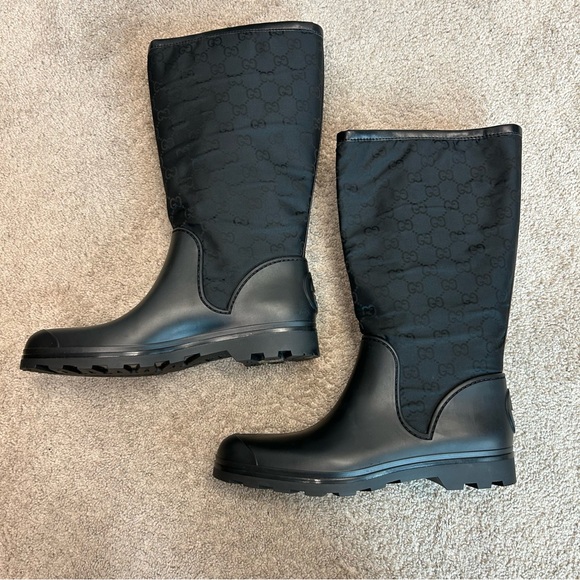 Gucci Shoes - Gucci Black GG Monogram Signature Nylon Canvas Rubber Rain Boots 40